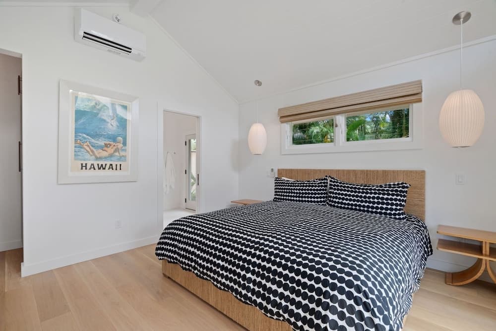 Coconut Hut - Image 10