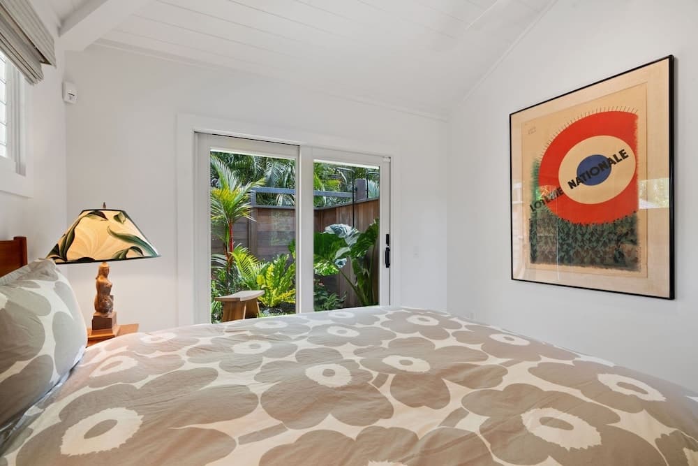 Coconut Hut - Image 16