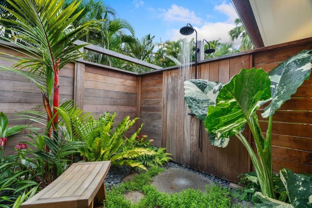 Coconut Hut - Image 23