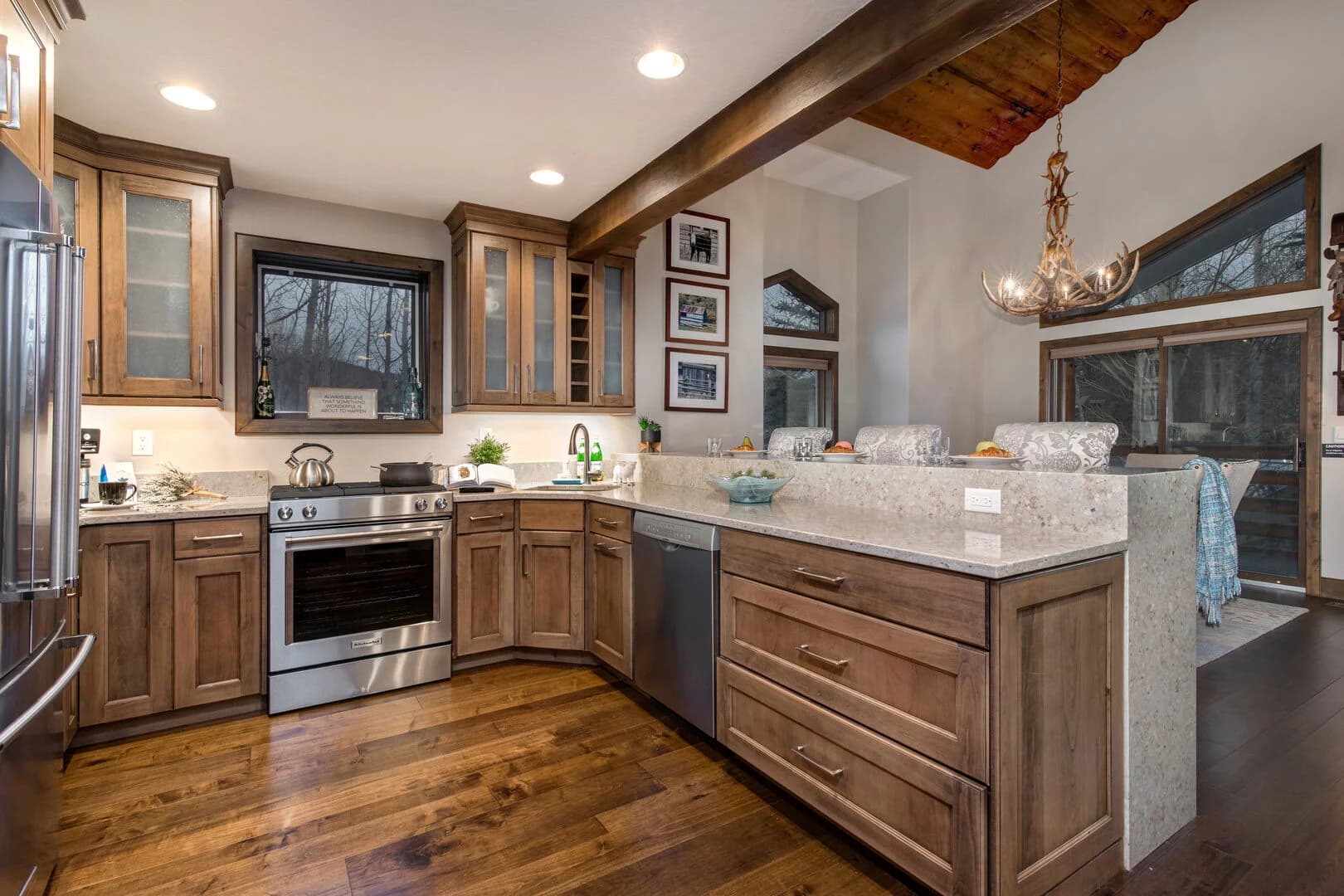 Moose Den - Image 10