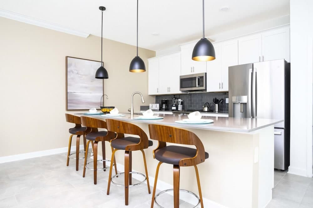 Comfy Themed Home - Image 5