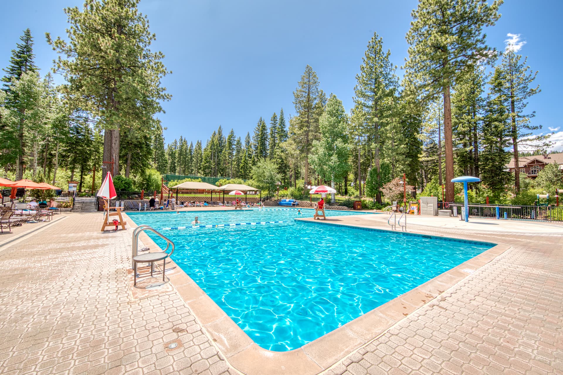 Compass Luxury Lodge at Northstar - Image 39