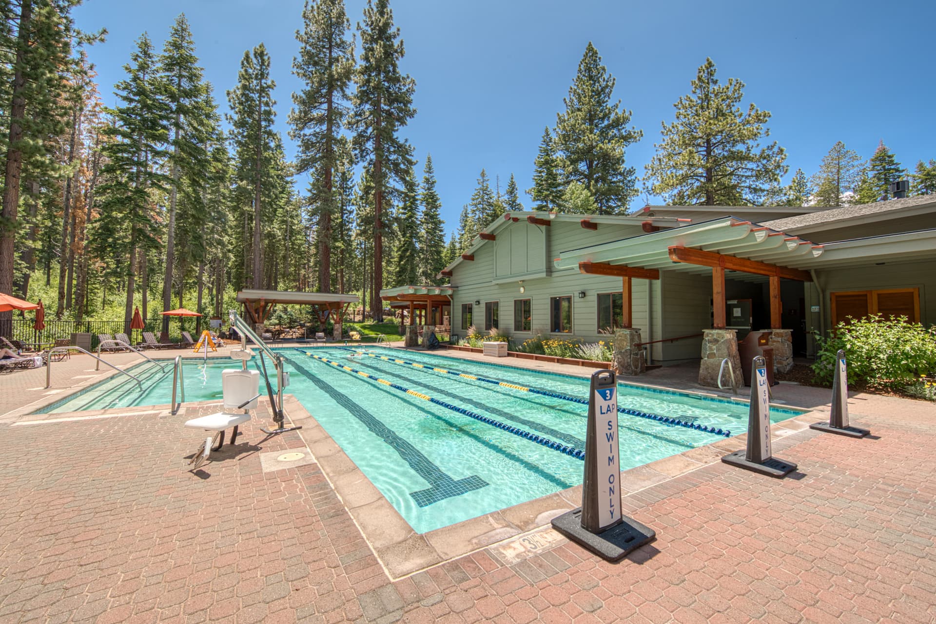 Compass Luxury Lodge at Northstar - Image 3