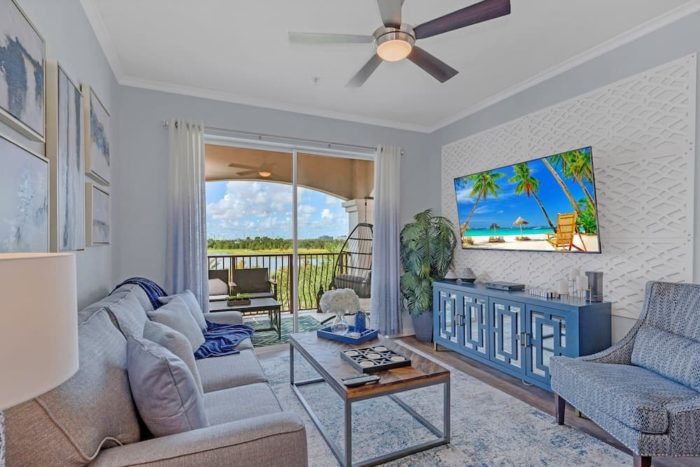 Cayview Condo #402 - Image 1