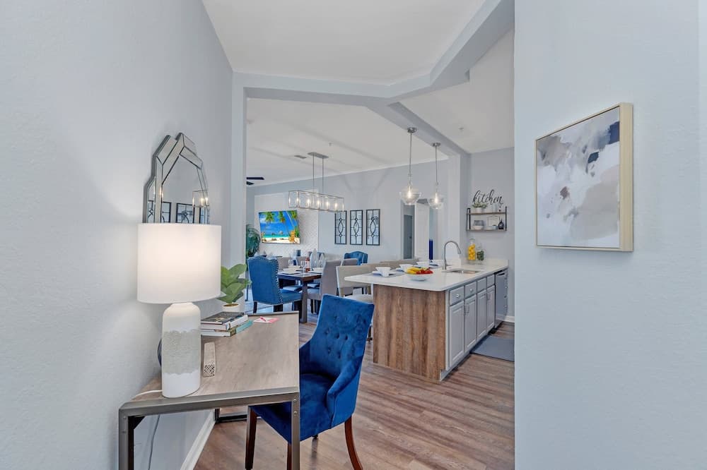 Cayview Condo #402 - Image 5