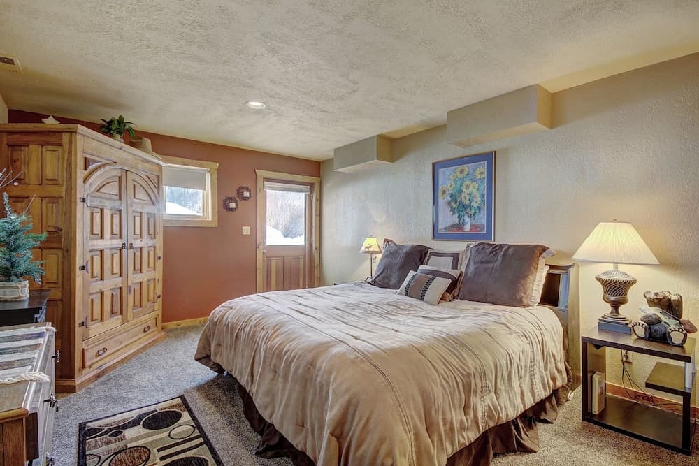 Cook Family Lodge - Image 8