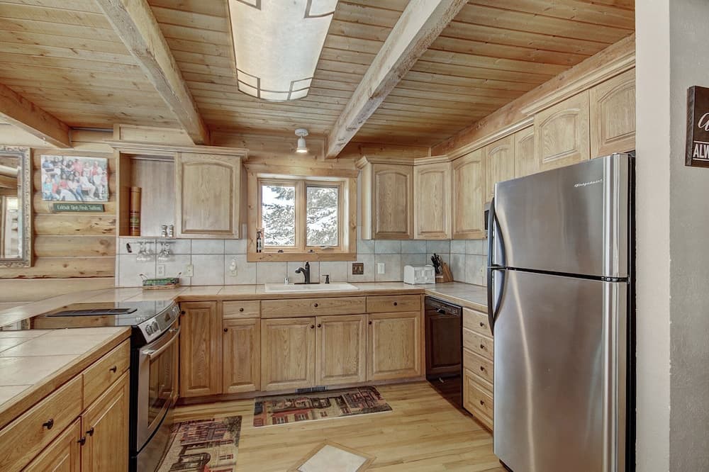 Cook Family Lodge - Image 13