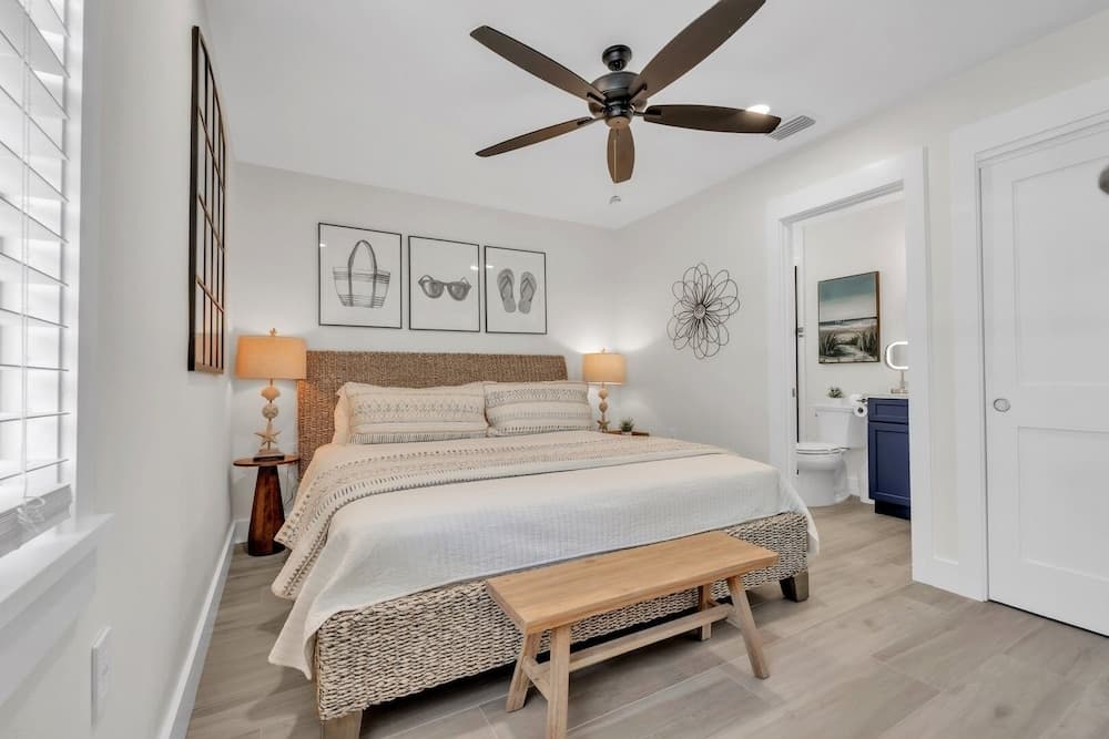 Coral Beach Home - Image 4