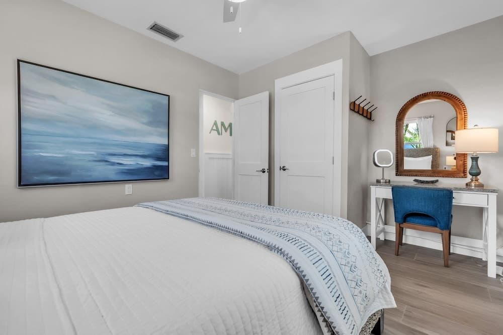 Coral Beach Home - Image 7