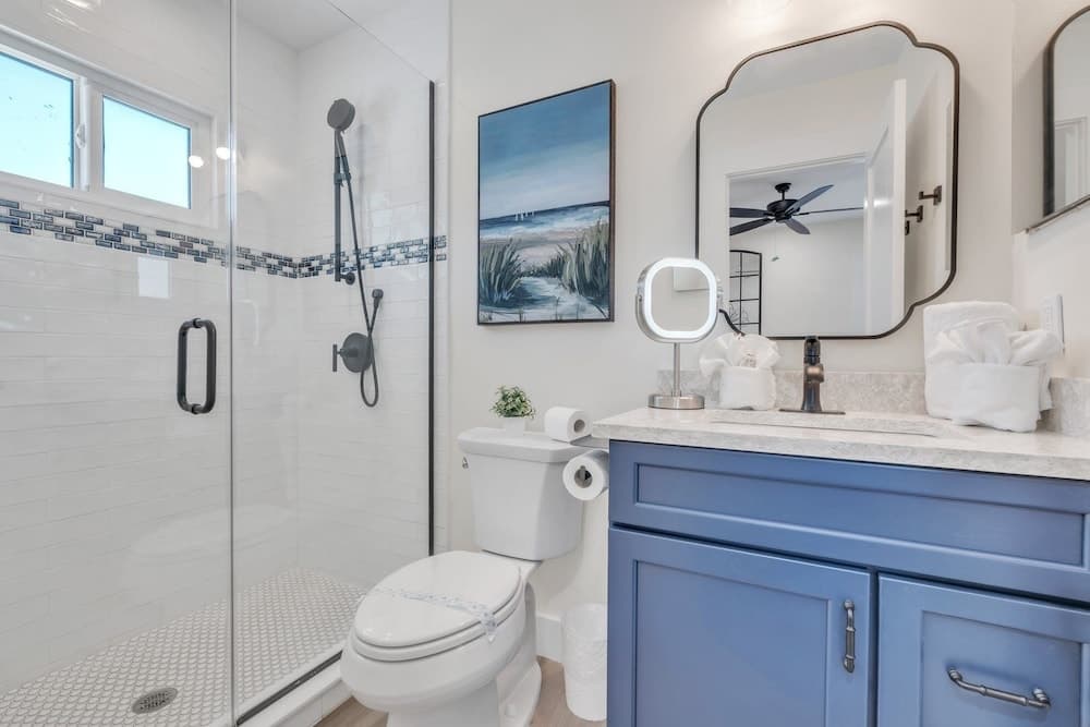 Coral Beach Home - Image 23