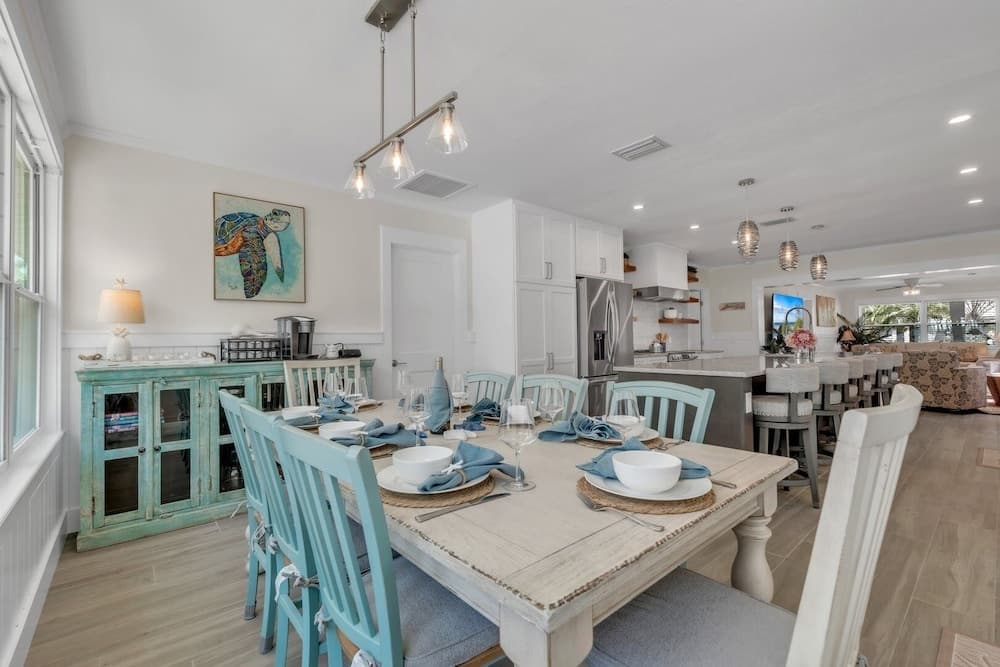 Coral Beach Home - Image 5