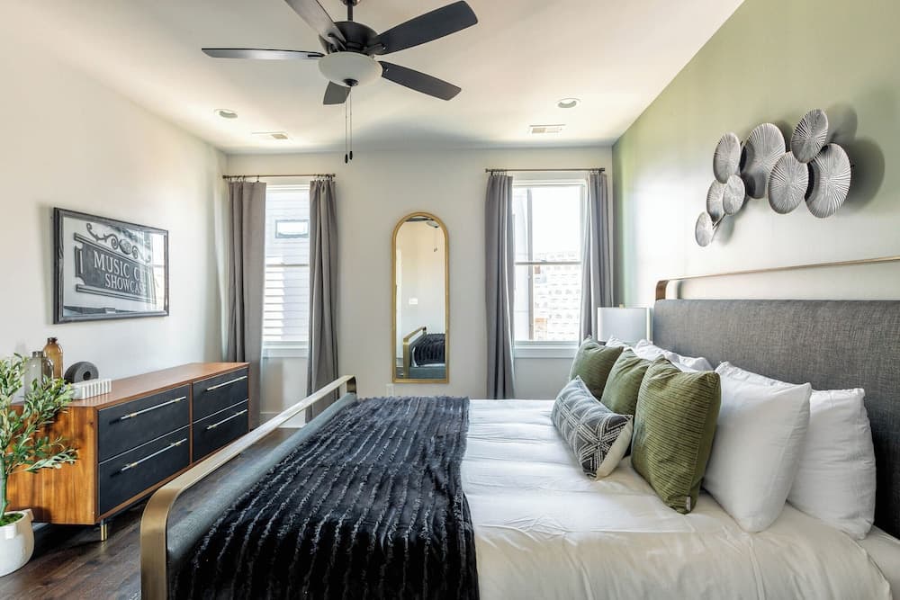 Cowboy Country - Image 9