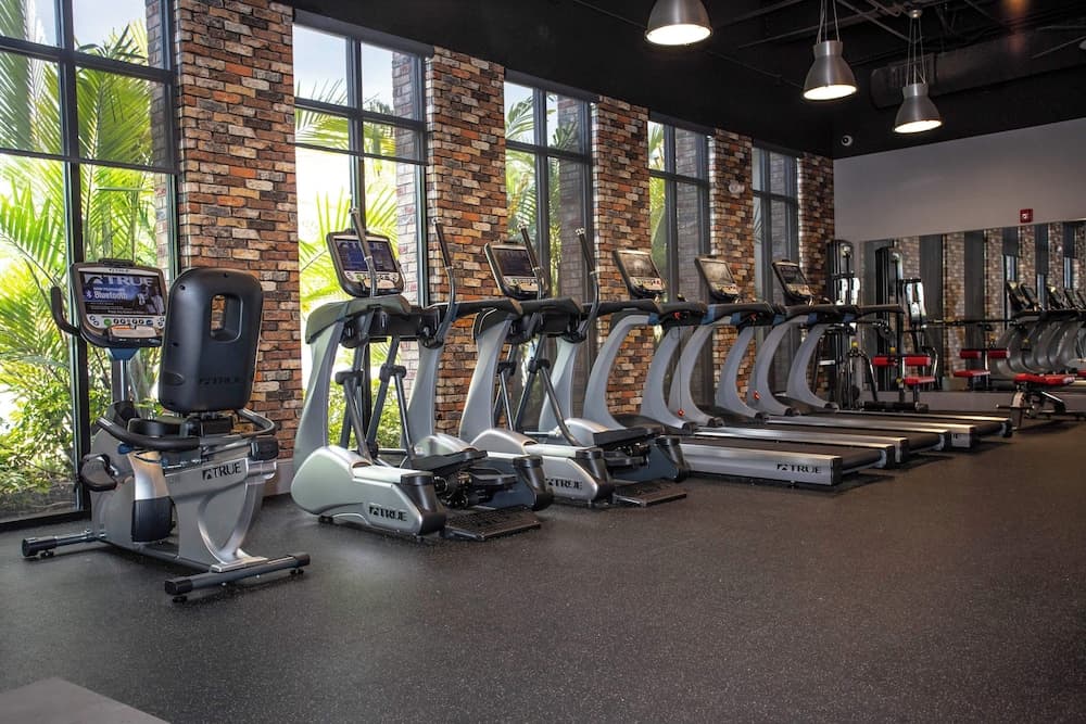 Disney Enclave #808 - Image 31