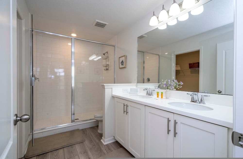 Cozy Festival Retreat - Image 28