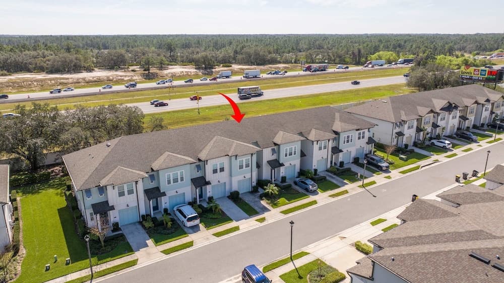 Cozy Festival Retreat - Image 2