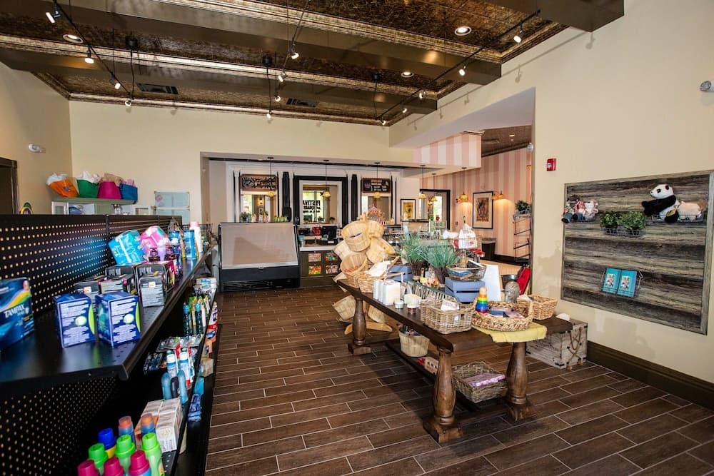 Cozy Festival Retreat - Image 50