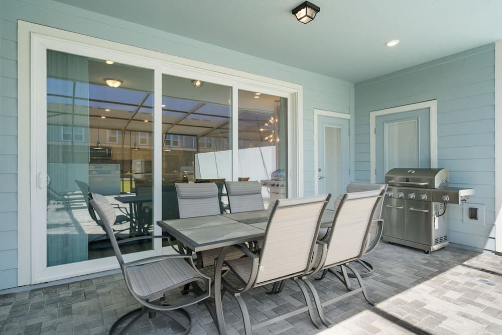 Cozy Fun Oasis - Image 29