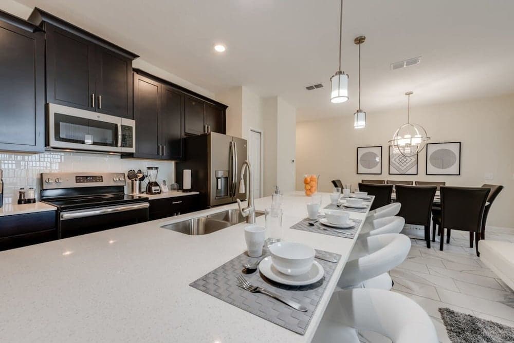 Cozy Prime Disney Home - Image 5