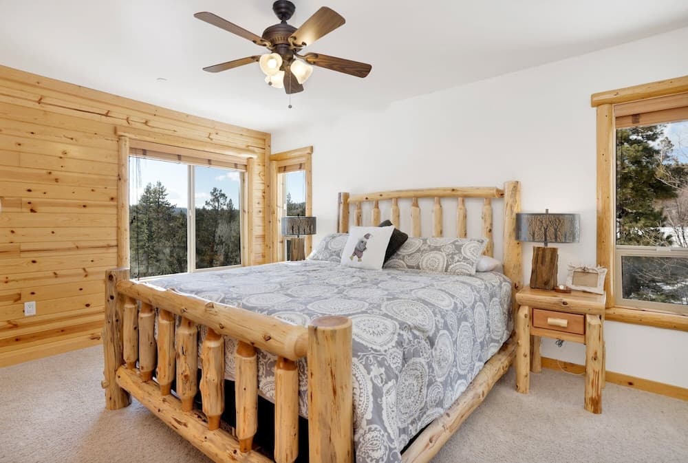 Cozy Lakeview Hideaway #2261 - Image 4