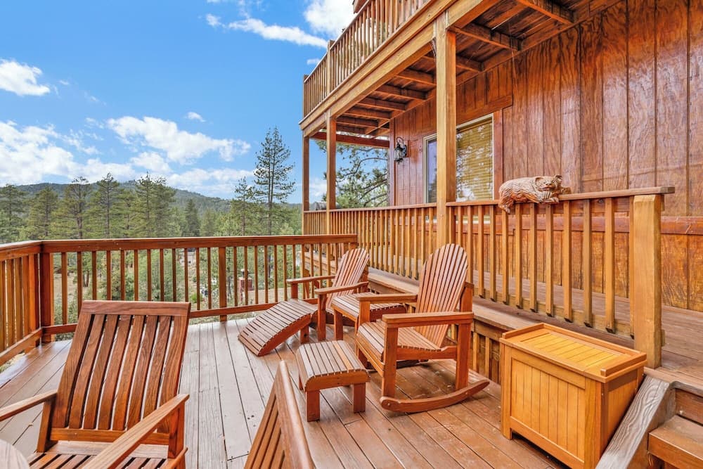 Cozy Lakeview Hideaway #2261 - Image 2