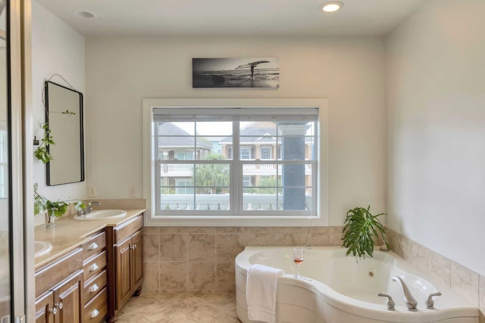 Crabline Getaway - Image 22