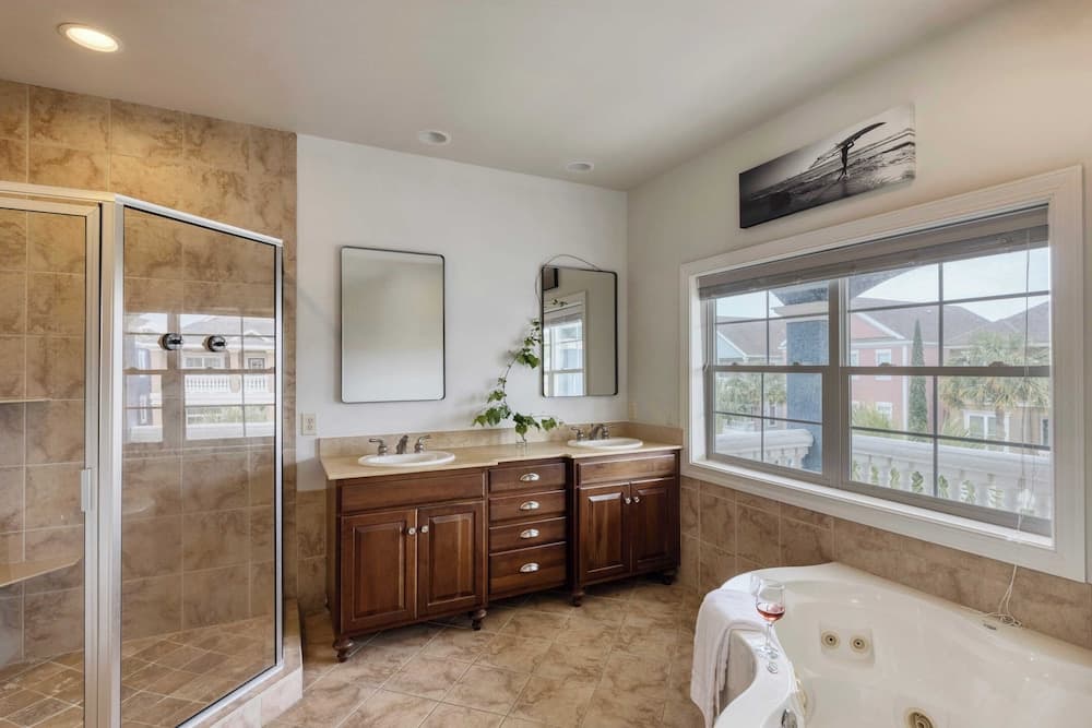 Crabline Getaway - Image 23