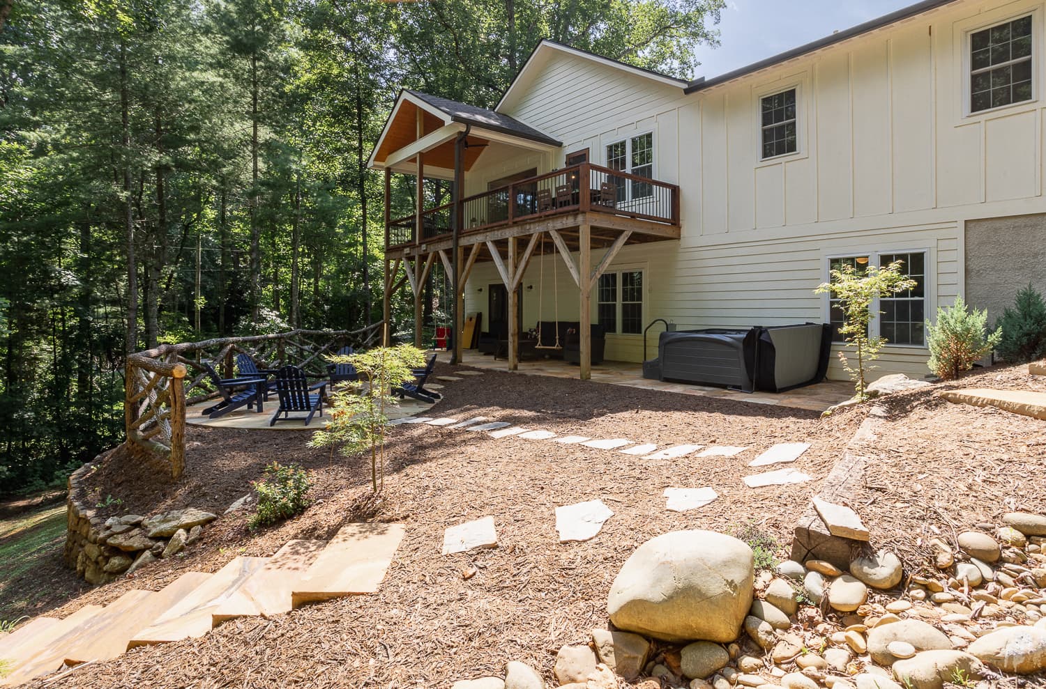 Crooked Maple Cottage - Image 8