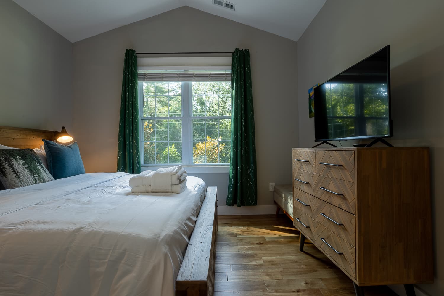 Crooked Maple Cottage - Image 32