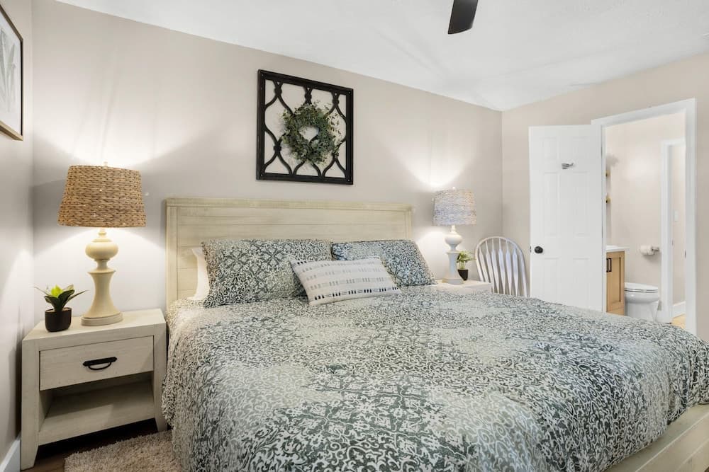 Crystal Villas A-3 - Image 13