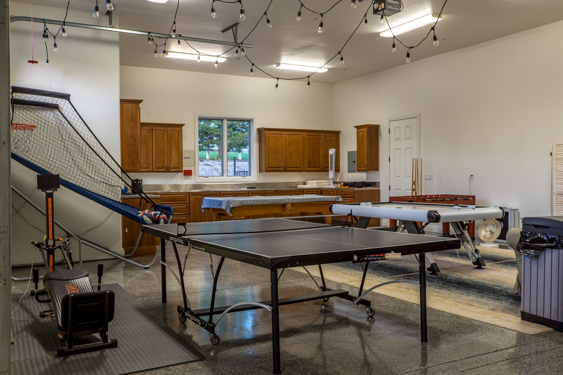 Frontier Farmhouse - Image 34