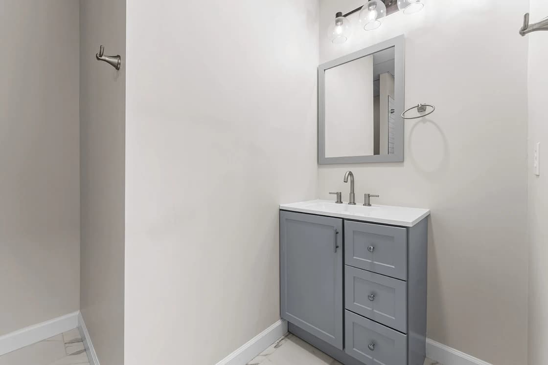 Shoreway Cove - Image 42