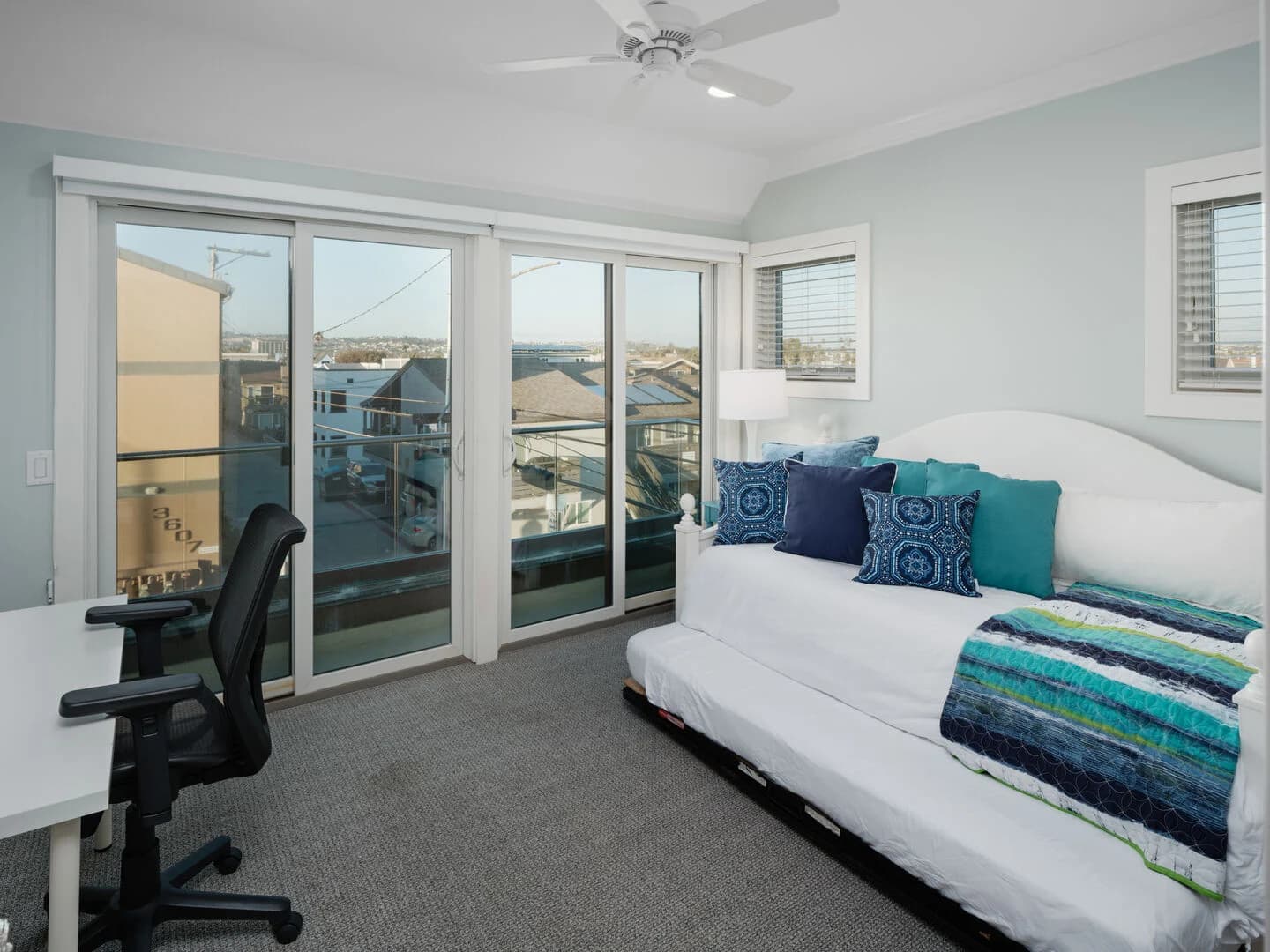 Oceanfront San Juan Penthouse - Image 14