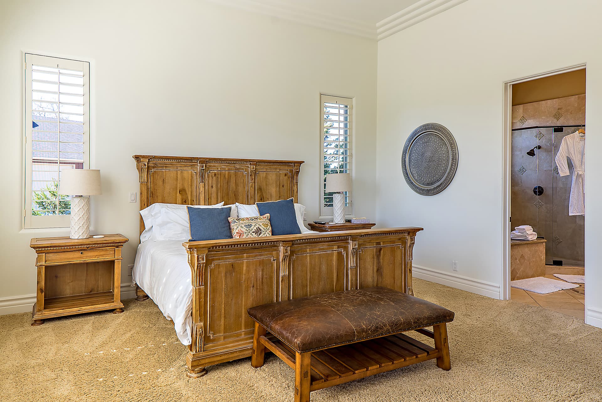 Frontier Main and Guest House - Image 25