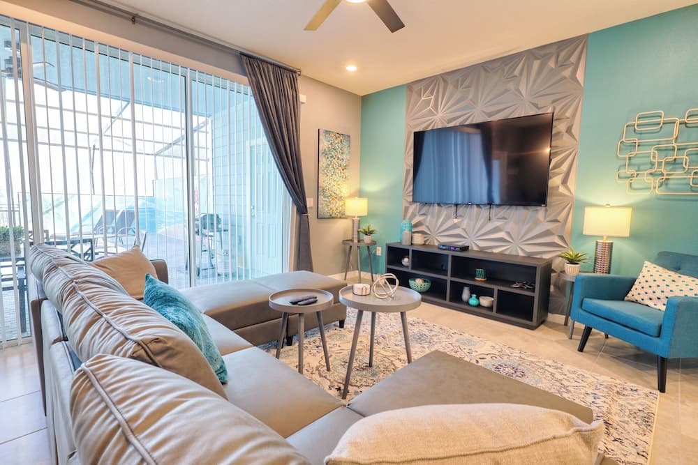 Wonderful Windsor - Image 1