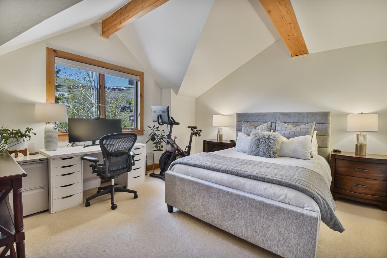 Mountain Crest Home - Image 11