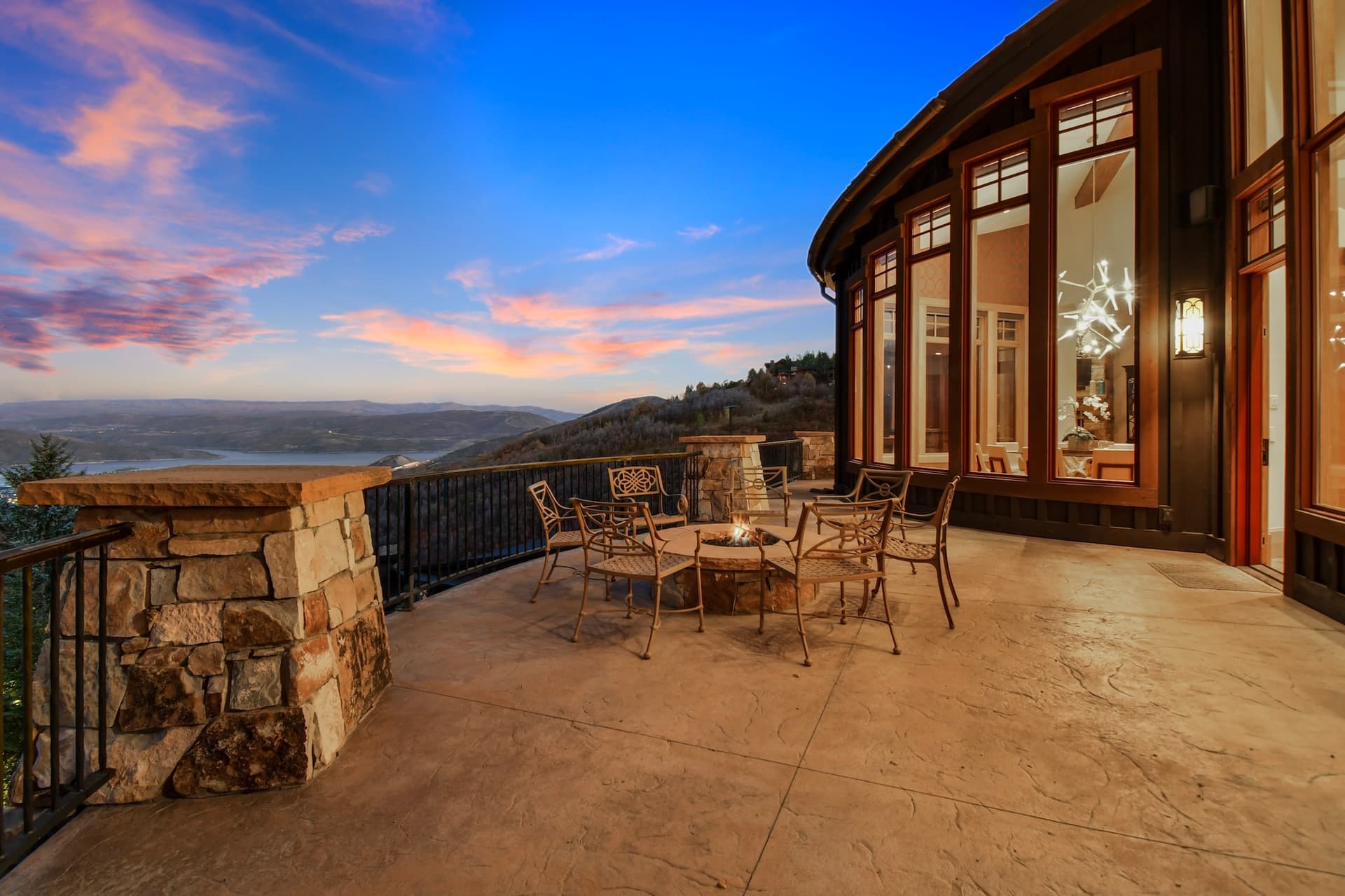 Dream Pointe - Image 59