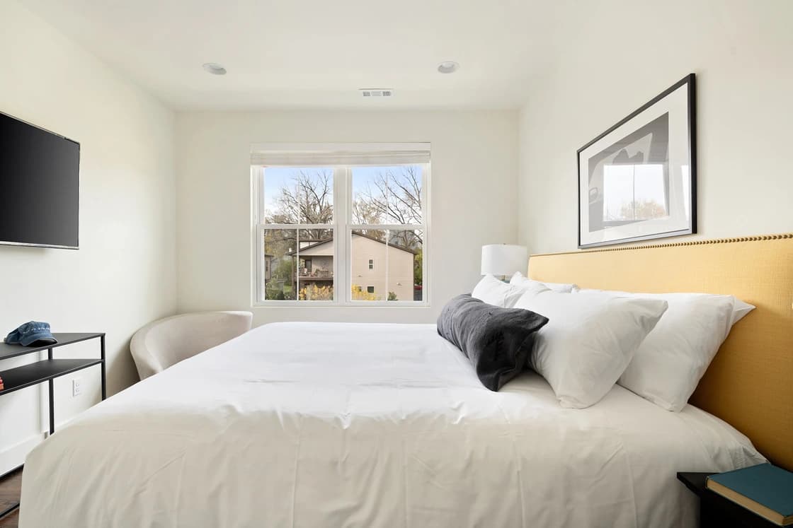 Opulent Serenity - Image 10