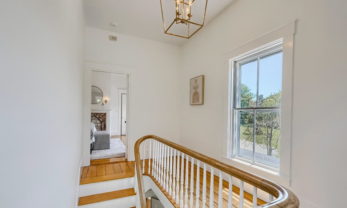 Captain Doane House - Image 34