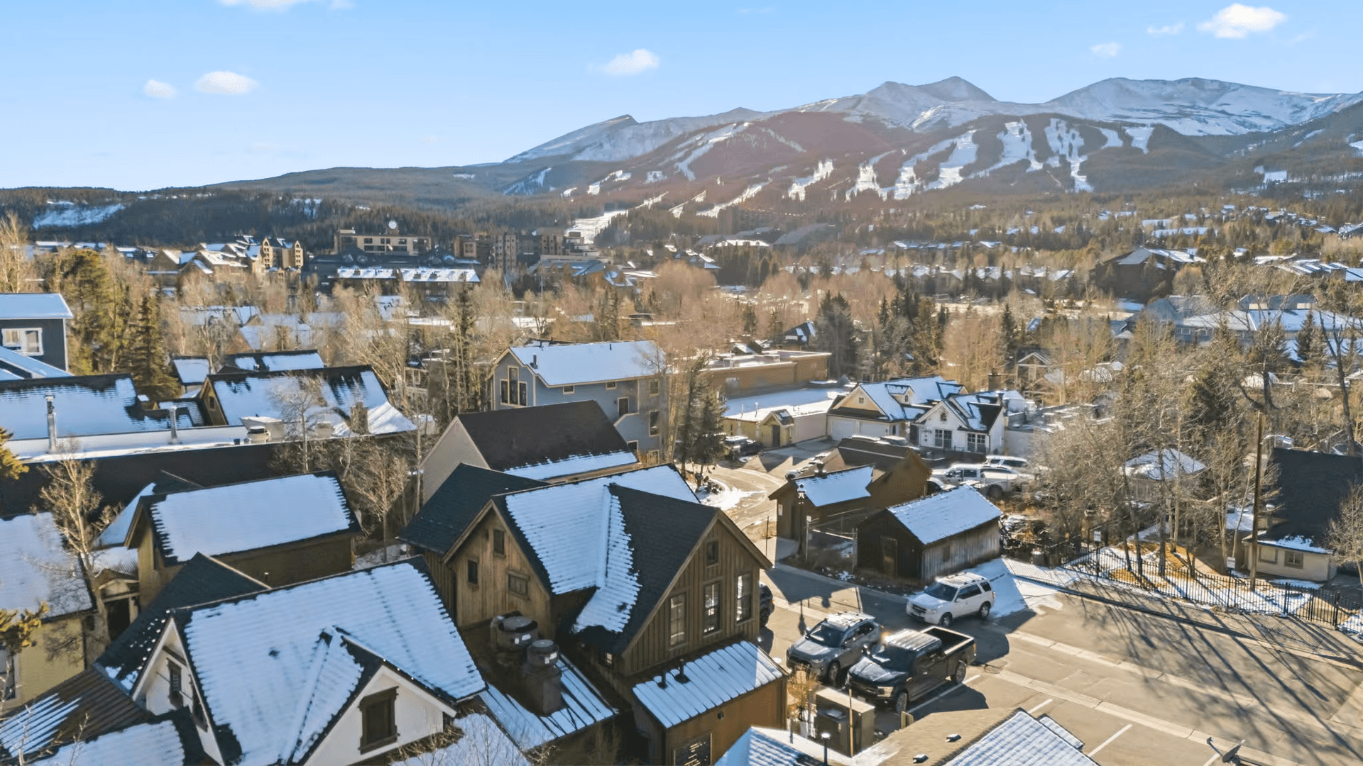 Aurum Condo - Image 2