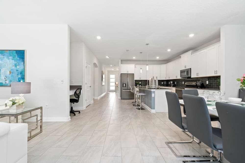 Dashing Family Home - Image 5