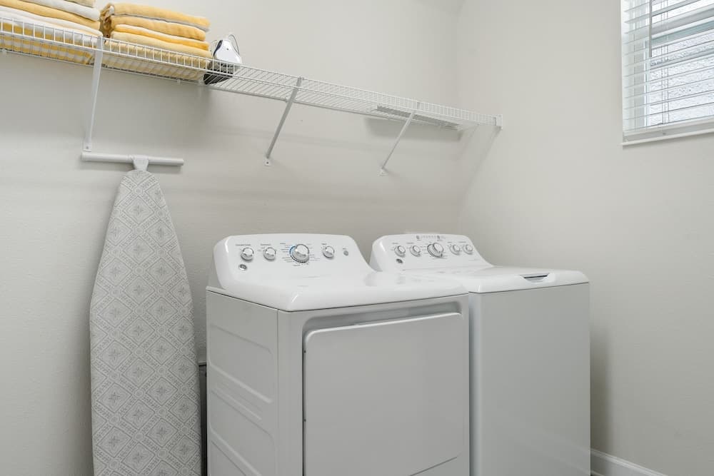 Dashing Family Home - Image 35