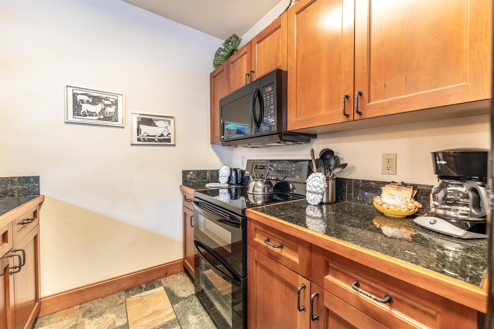 Misty Mountain House - Image 10