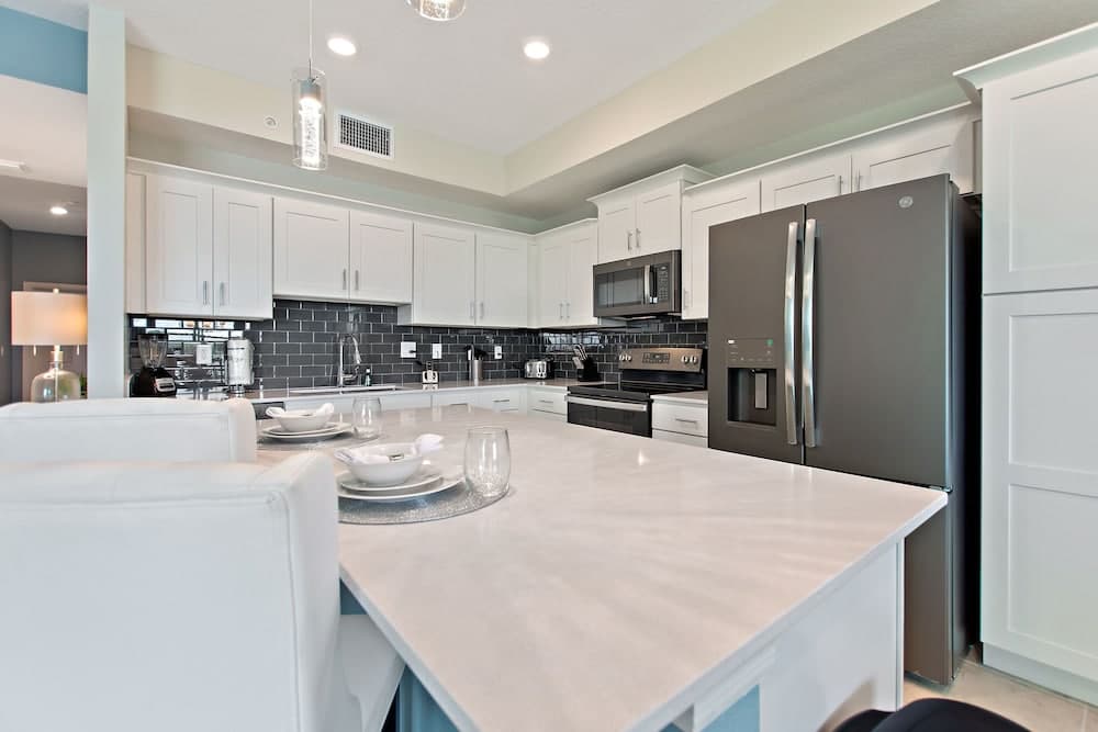 Decadent Penguin - Image 6