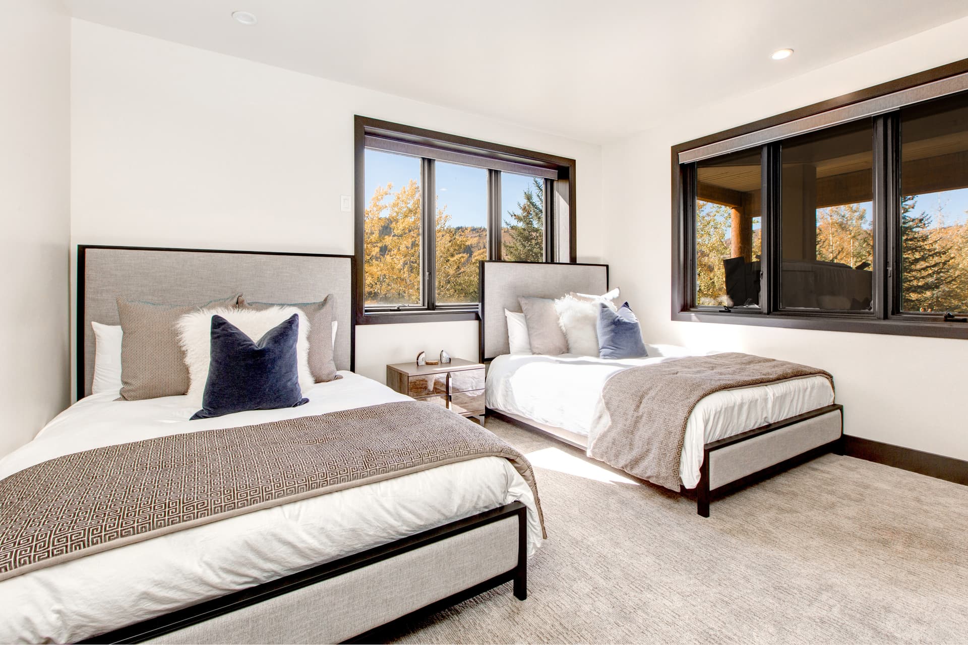 Double Eagle Condo #11 - Image 23