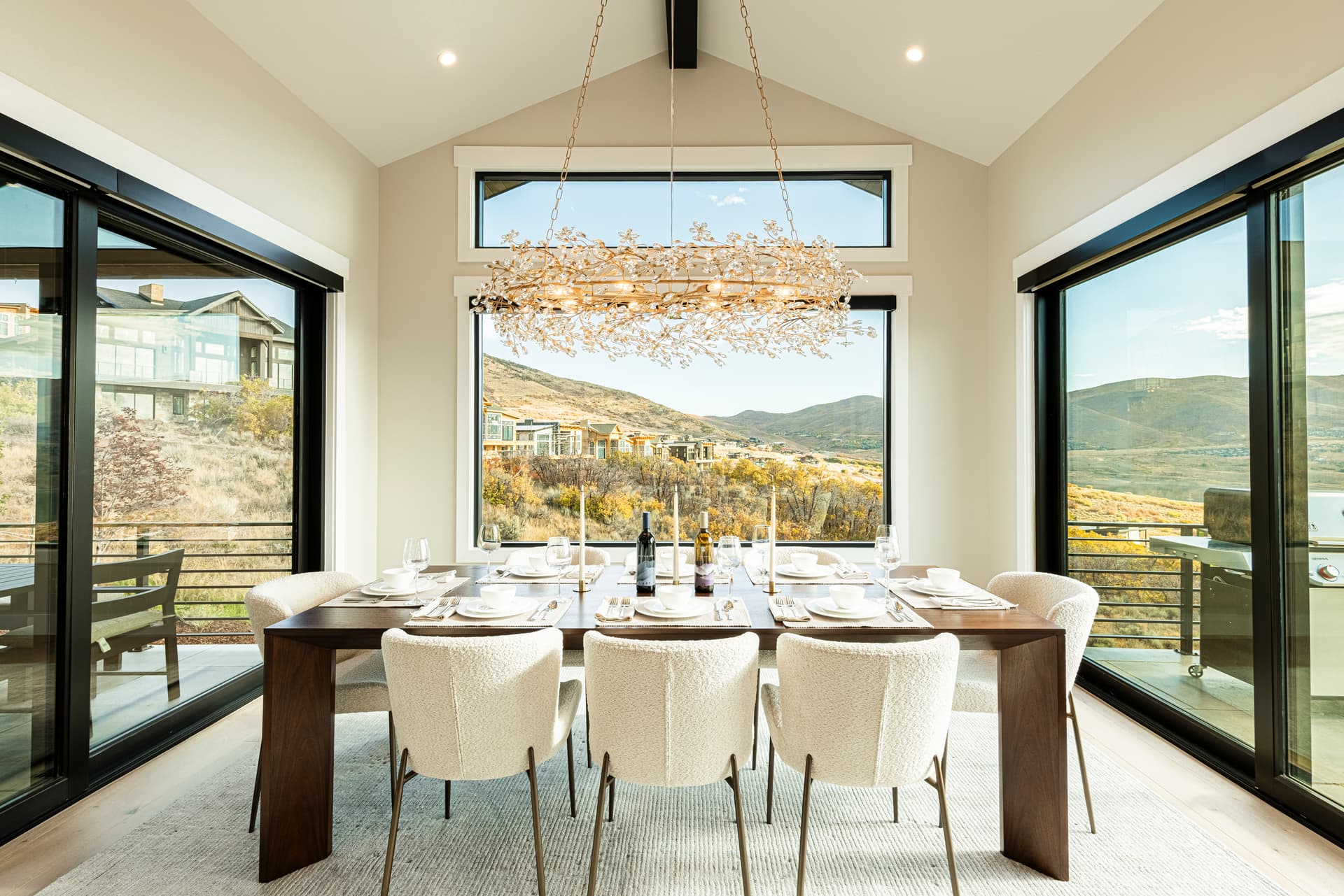 East Elevated Escape - Image 7