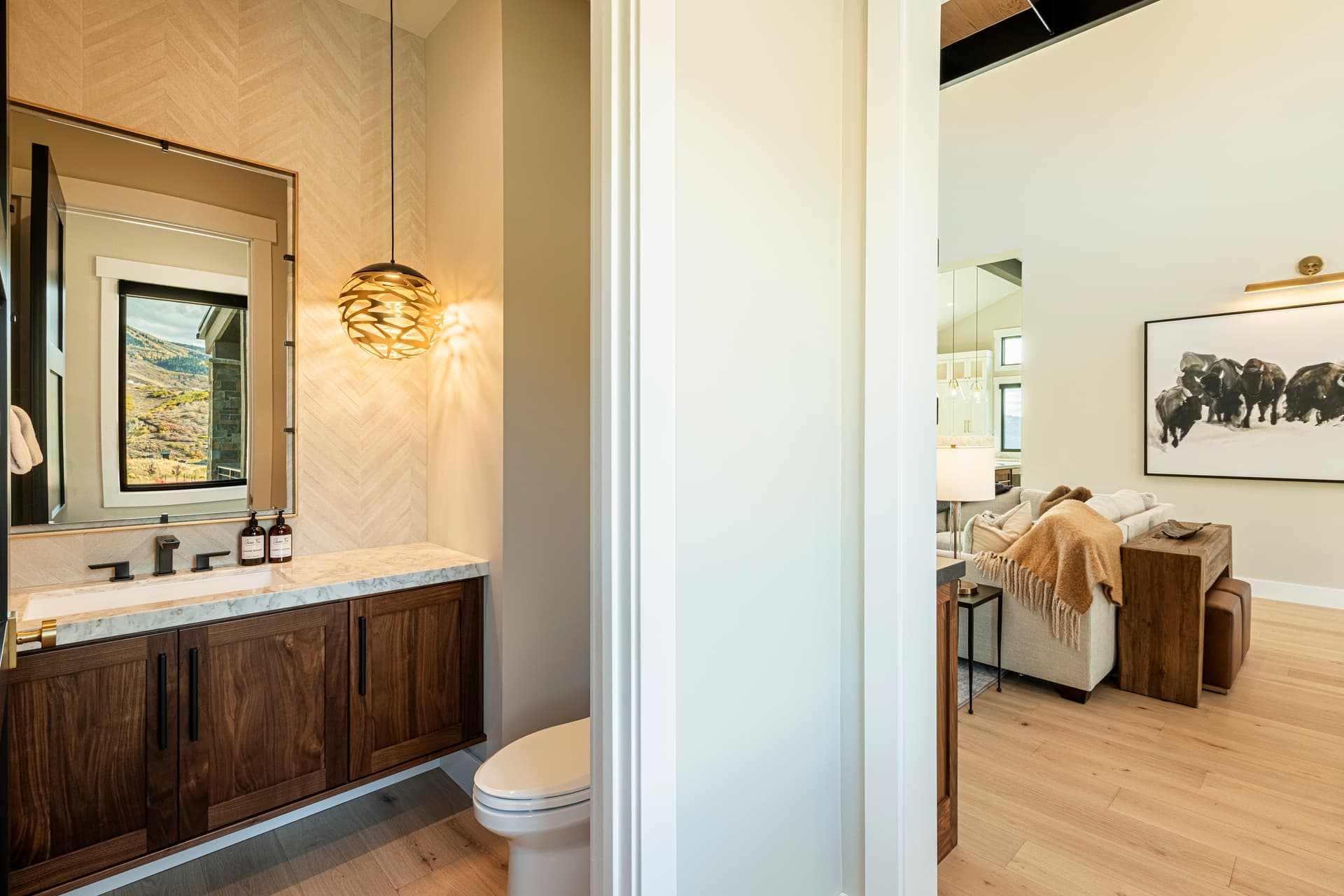 East Elevated Escape - Image 45