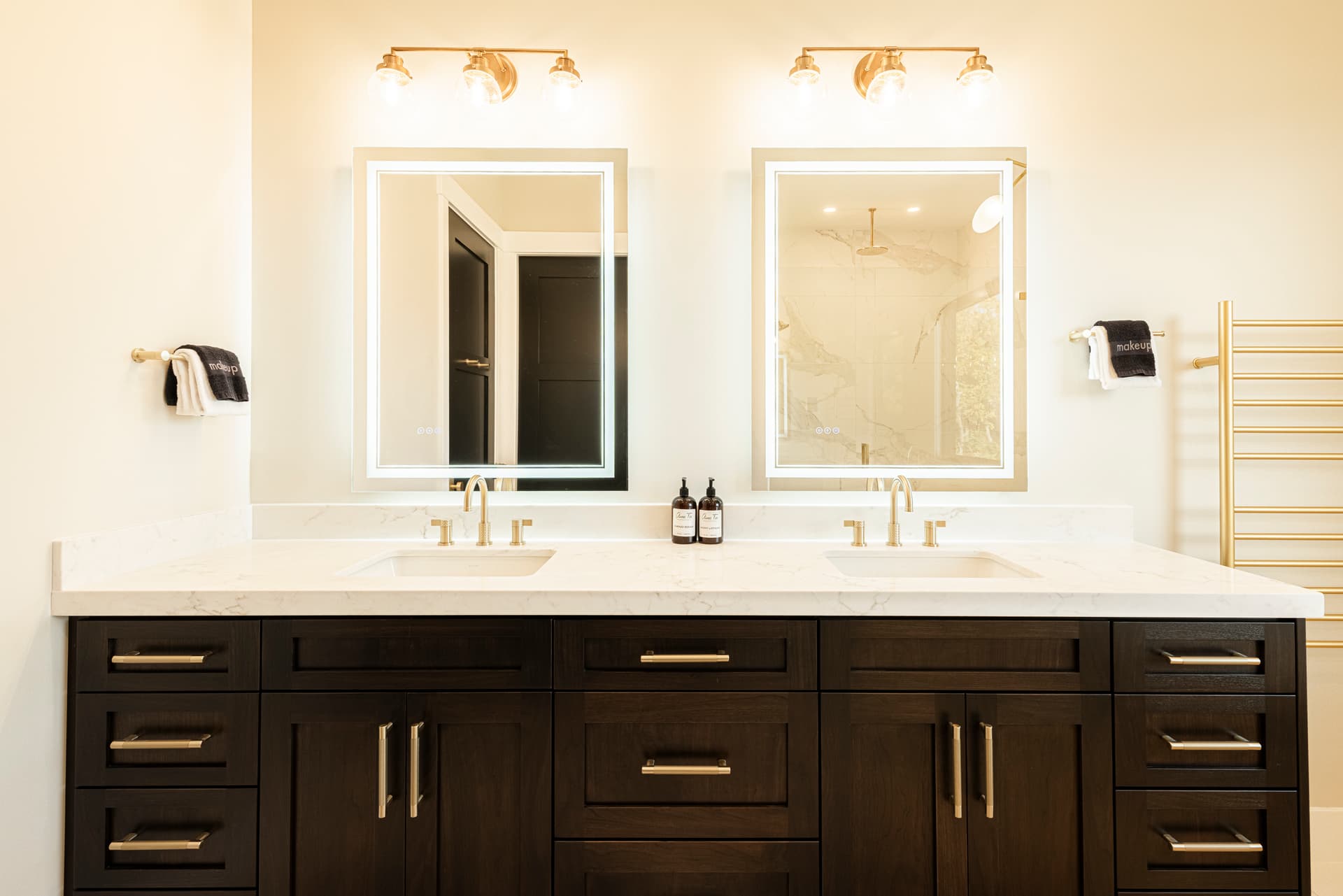 East Elevated Escape - Image 47