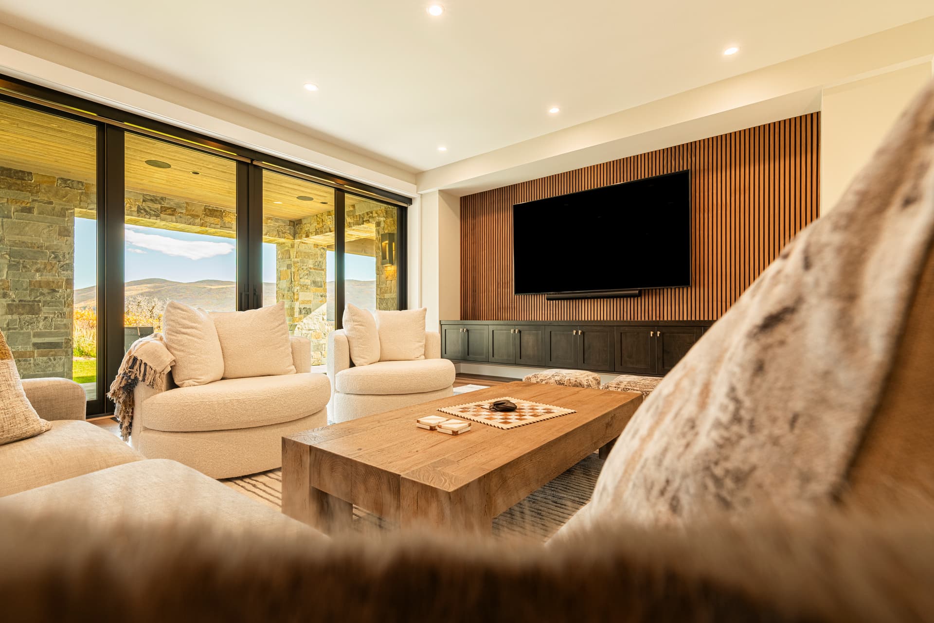 East Elevated Escape - Image 39