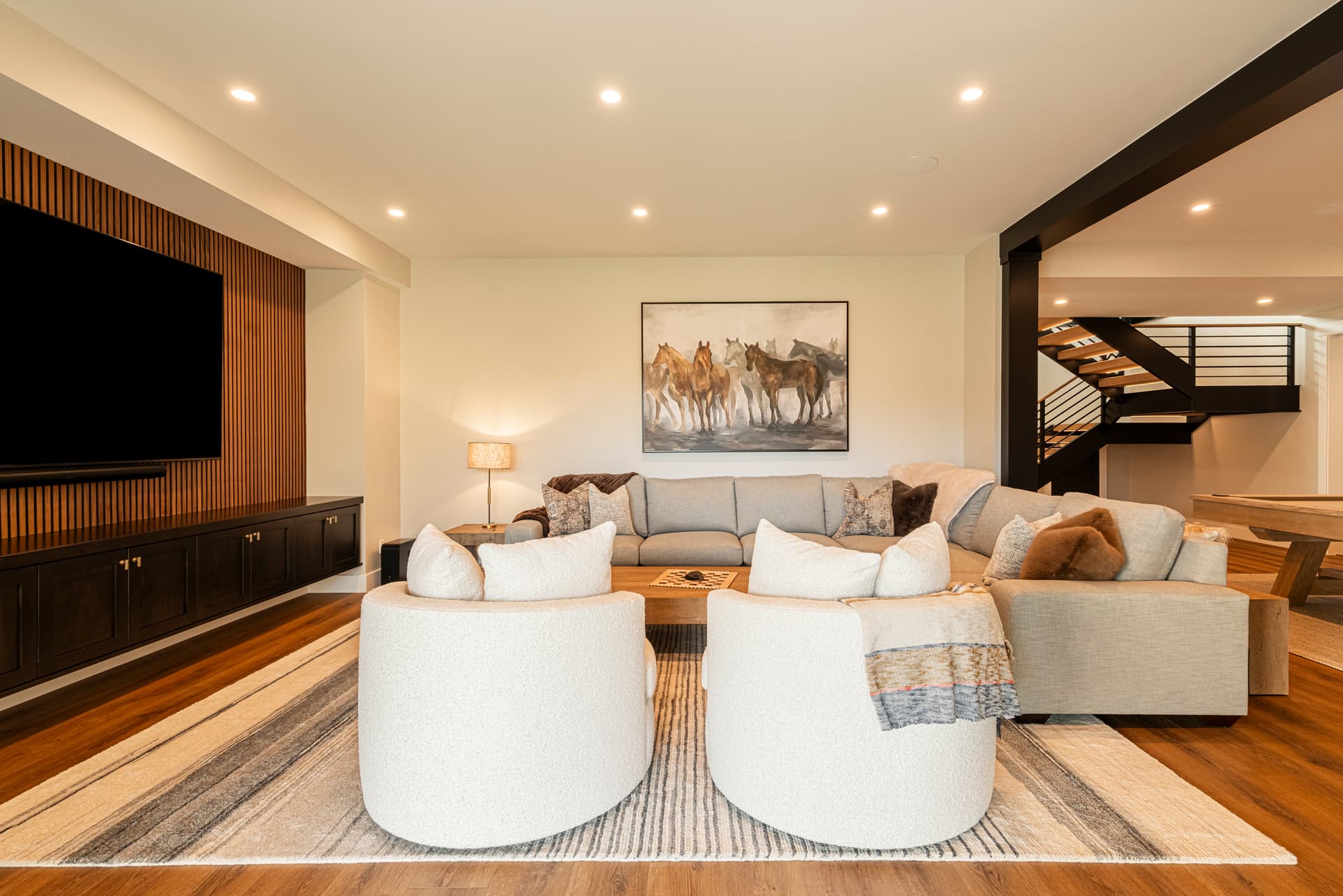 East Elevated Escape - Image 40