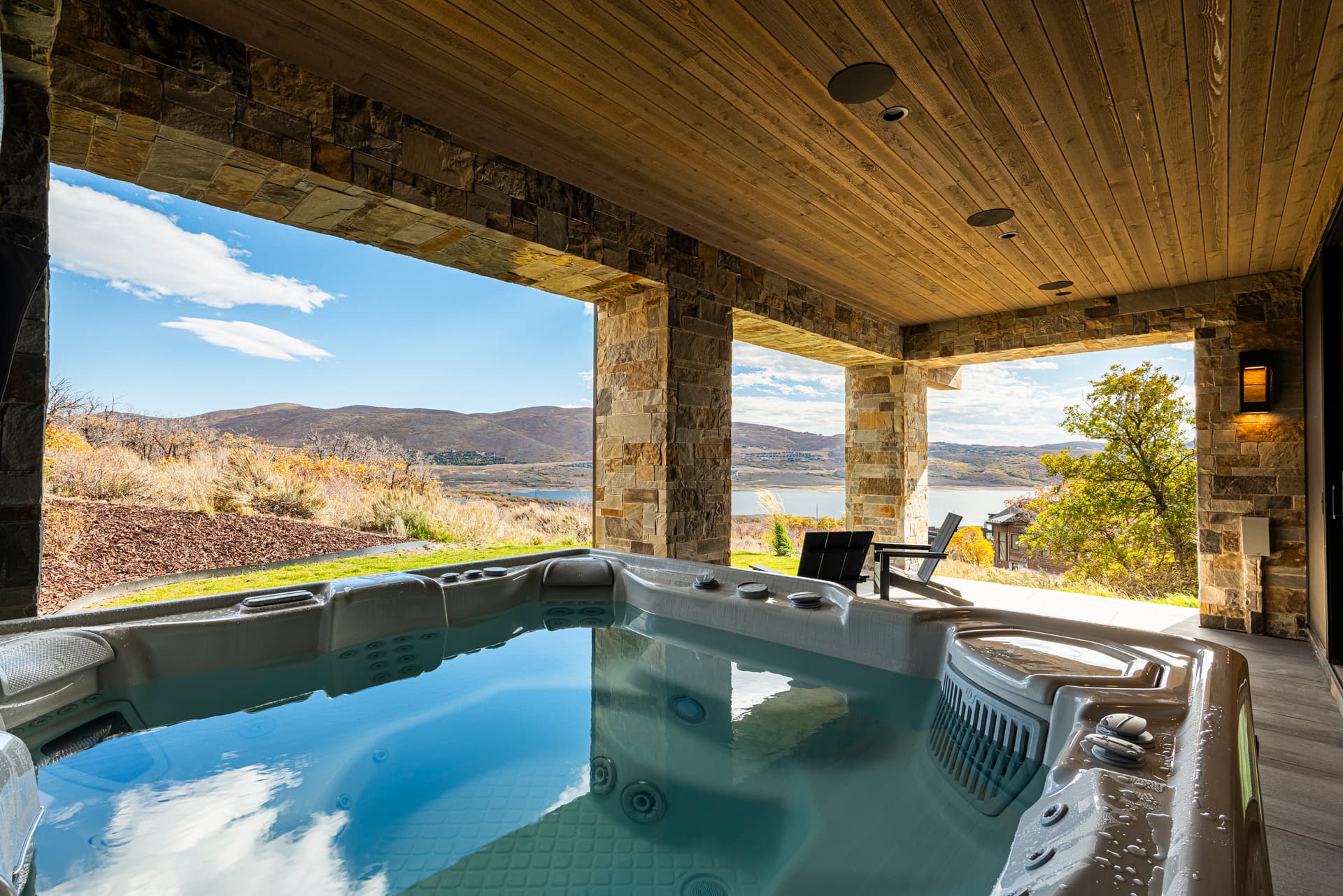 East Elevated Escape - Image 56